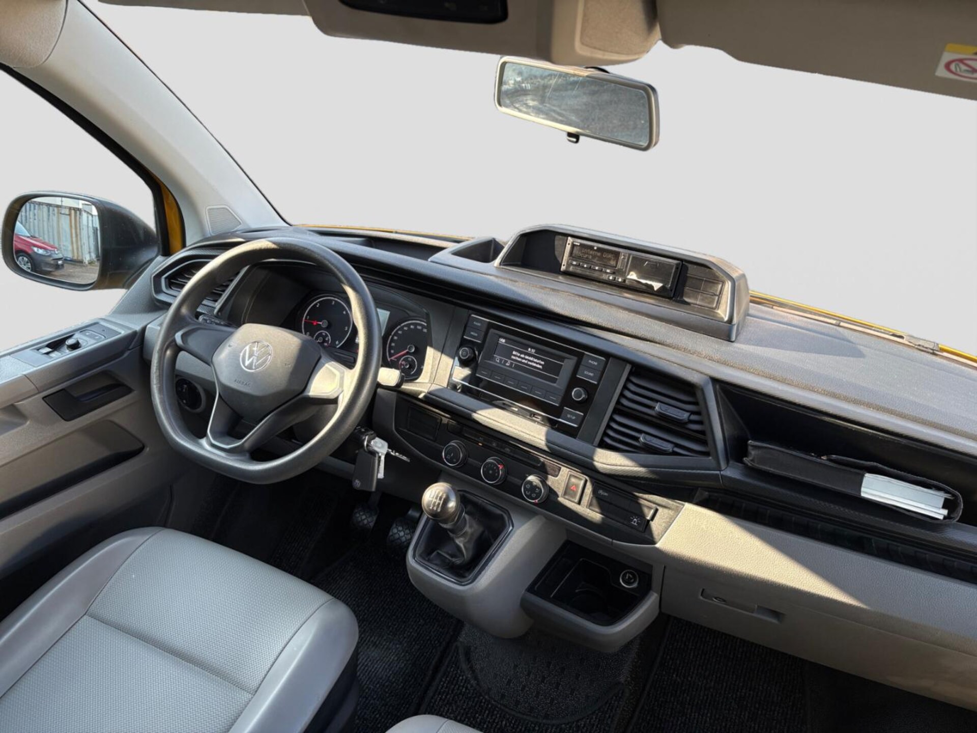 Volkswagen T6.1 Transporter Pritschenwagen Doppelkabine