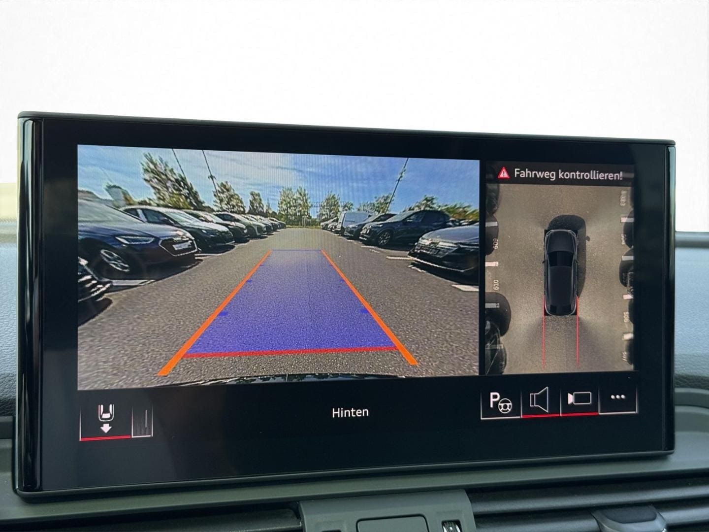 Bild über Audi Q5 Sportback 40 TDI quattro S tronic - für weitere Informationen kontaktieren Sie den Audi Partner