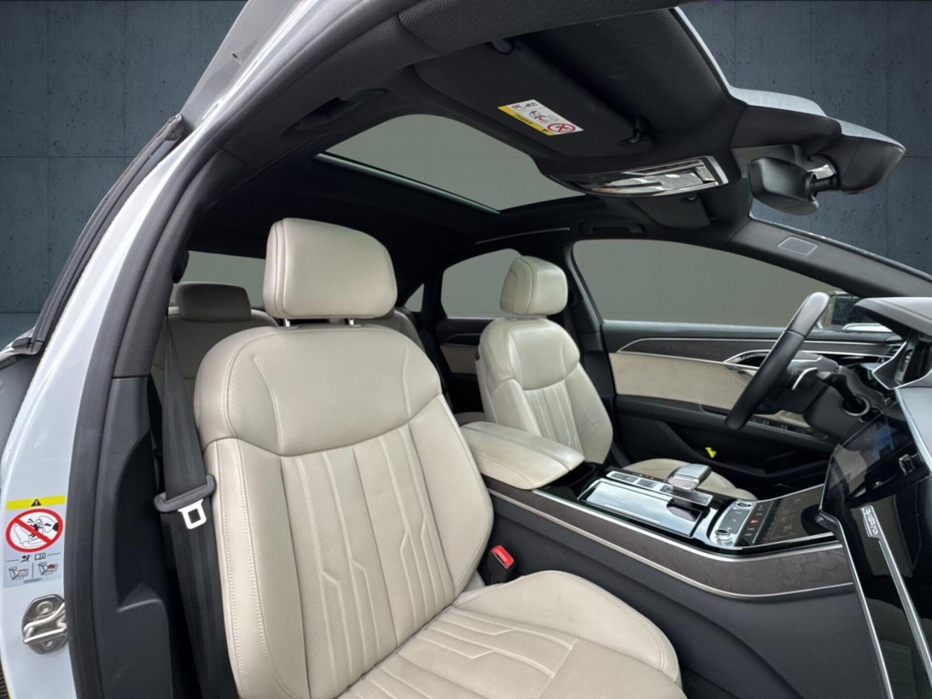 Audi A8 TFSI e