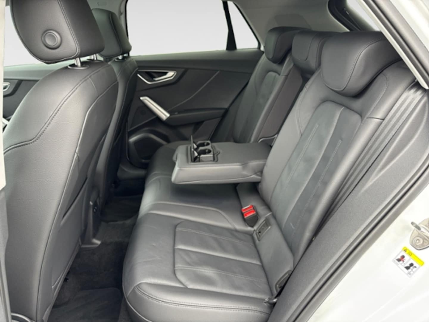 Bild über Audi Q2 S line 40 TFSI quattro S tronic - für weitere Informationen kontaktieren Sie den Audi Partner