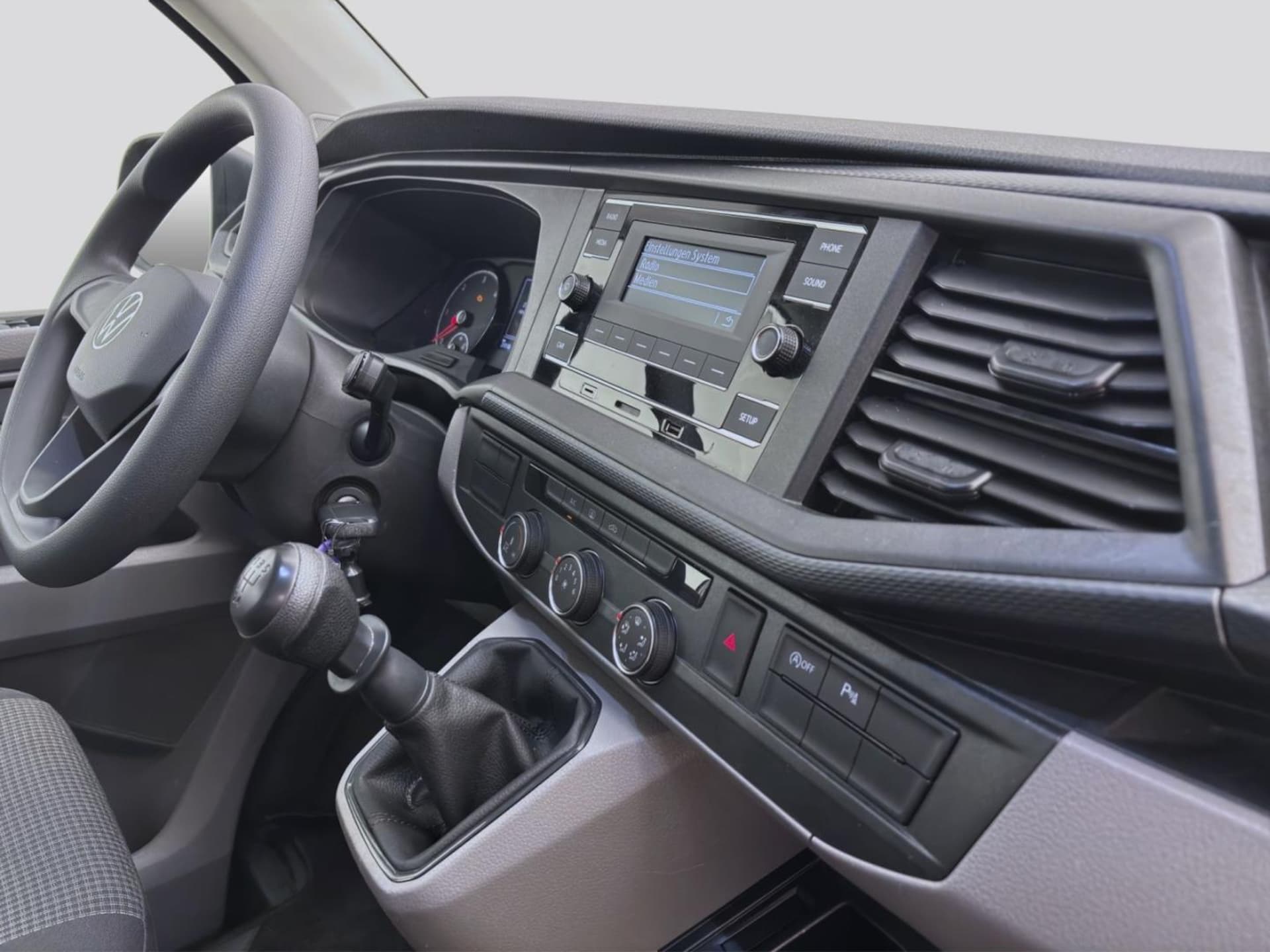 Volkswagen T6.1 Transporter Kombi kurzer Radstand