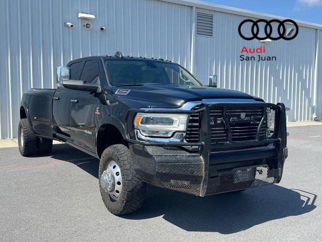 2019 RAM 3500 Laramie 4X4 Crew Cab LWB's photo