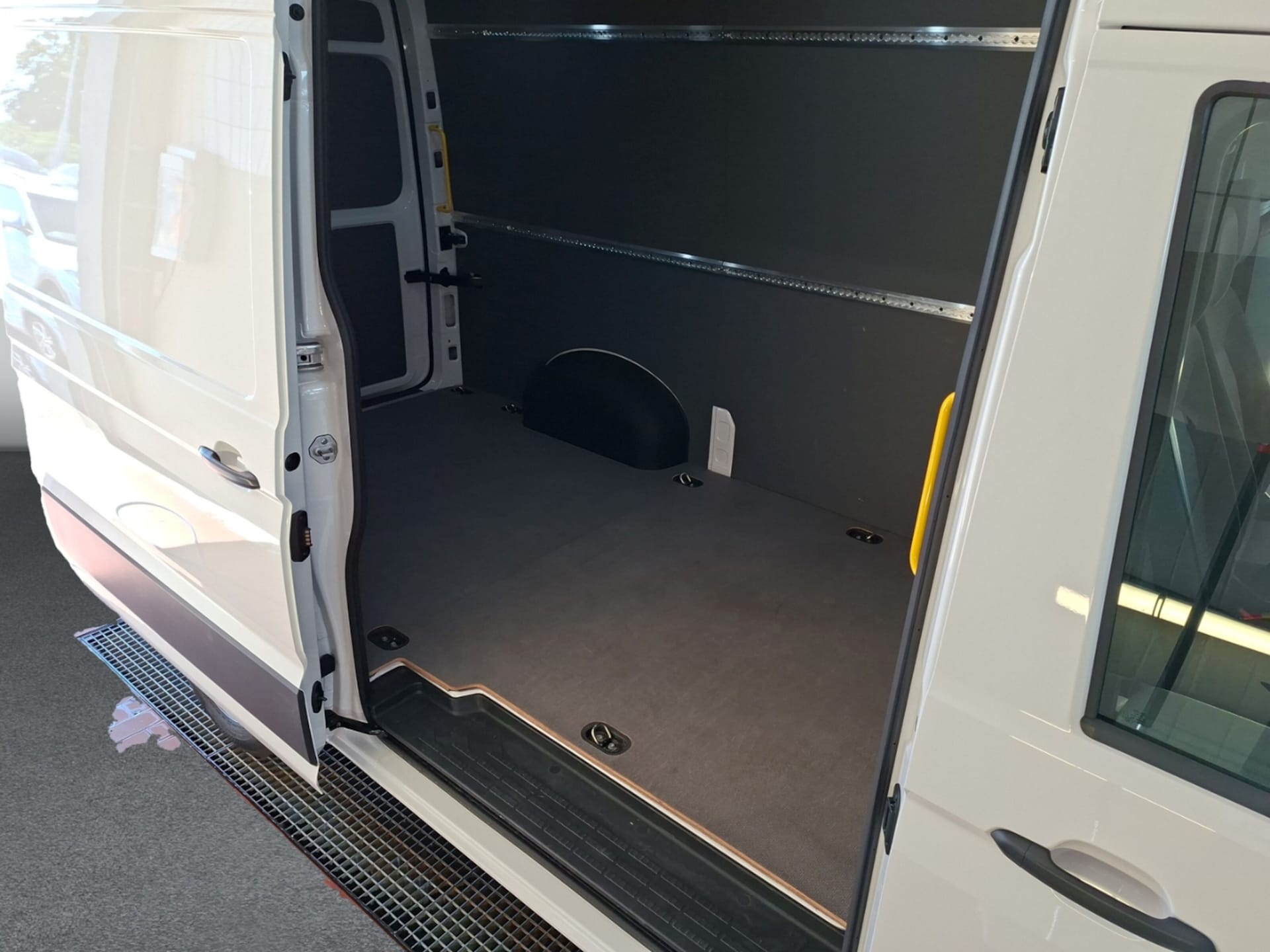 Volkswagen Crafter Kasten mittlerer Radstand