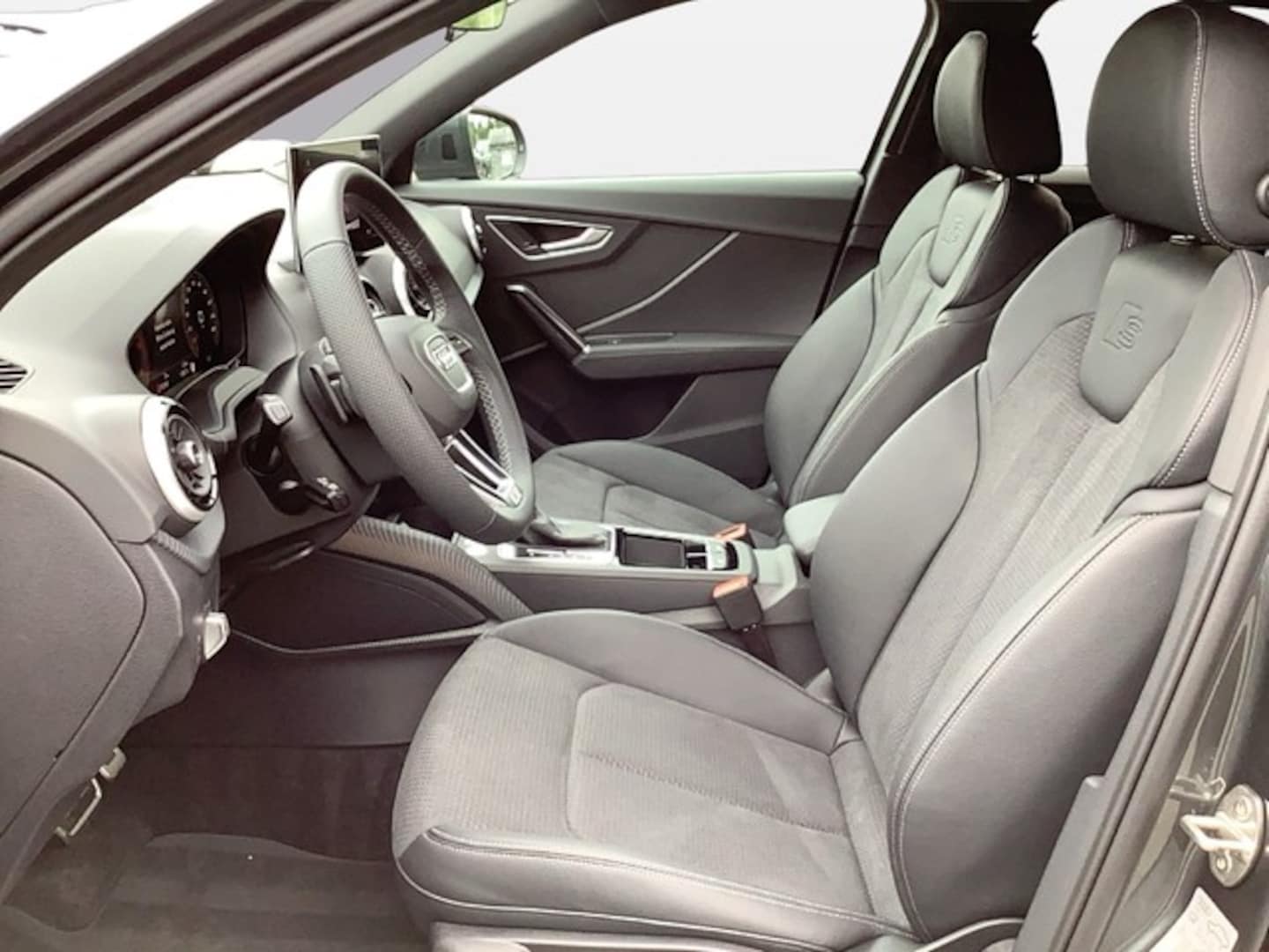 Bild über Audi Q2 S line 35 TDI quattro S tronic - für weitere Informationen kontaktieren Sie den Audi Partner