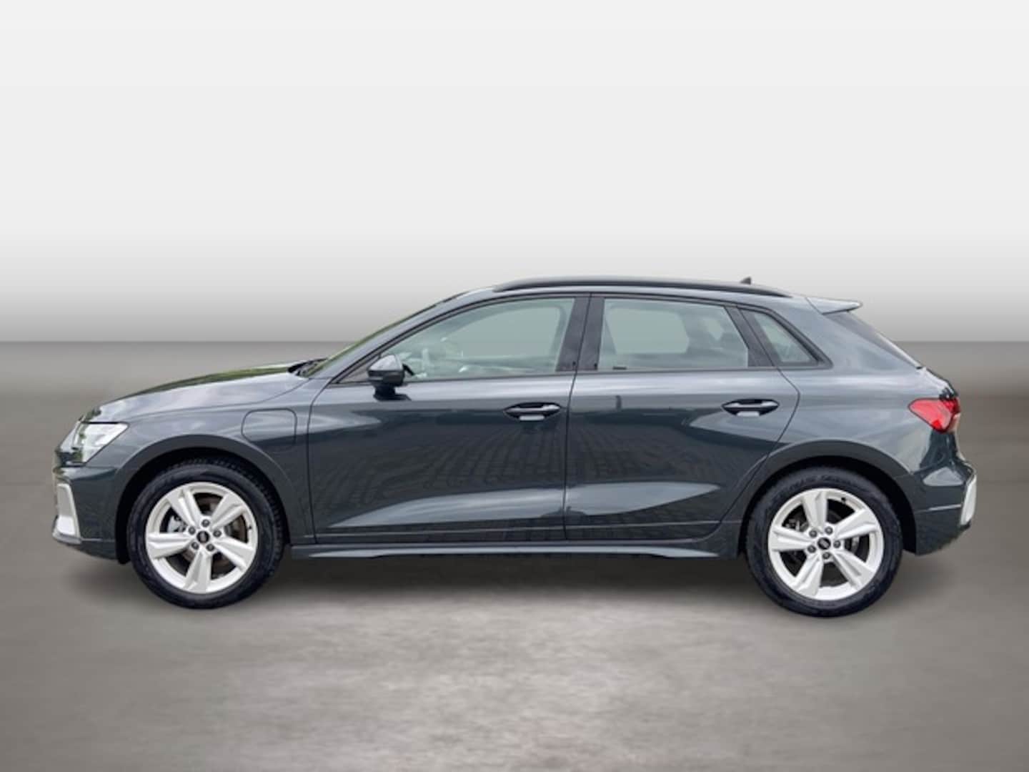 Bild über Audi A3 allstreet TFSI e TFSI e 150 kW S tronic - für weitere Informationen kontaktieren Sie den Audi Partner