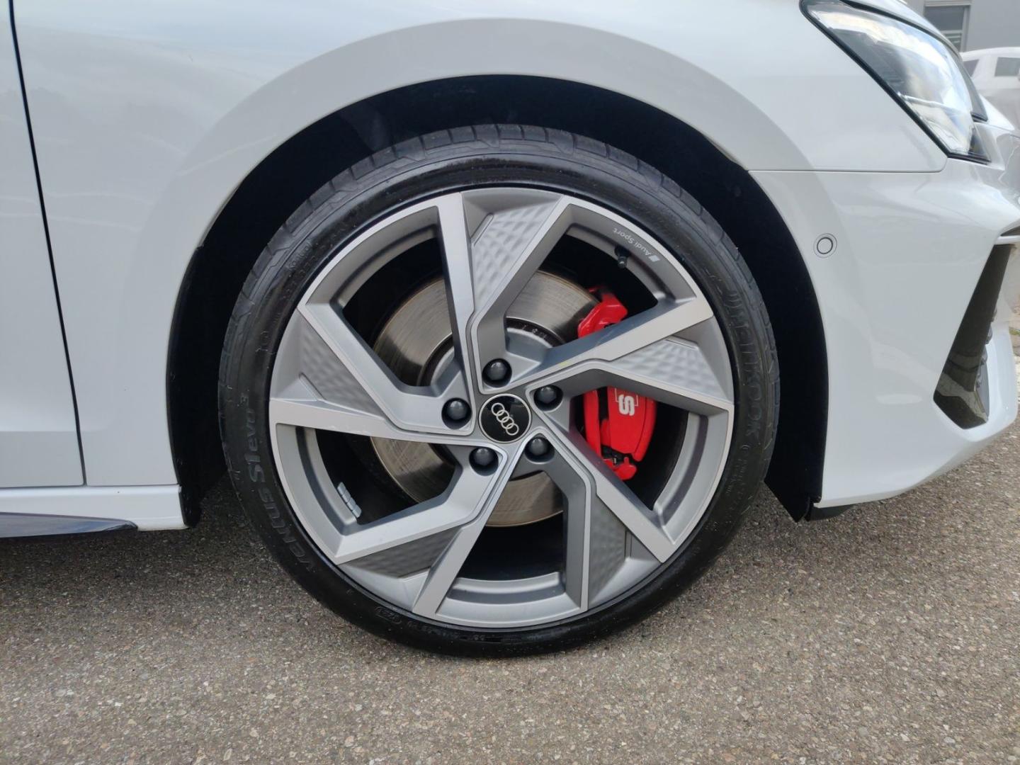 Image about Audi S3 Limousine TFSI quattro S tronic