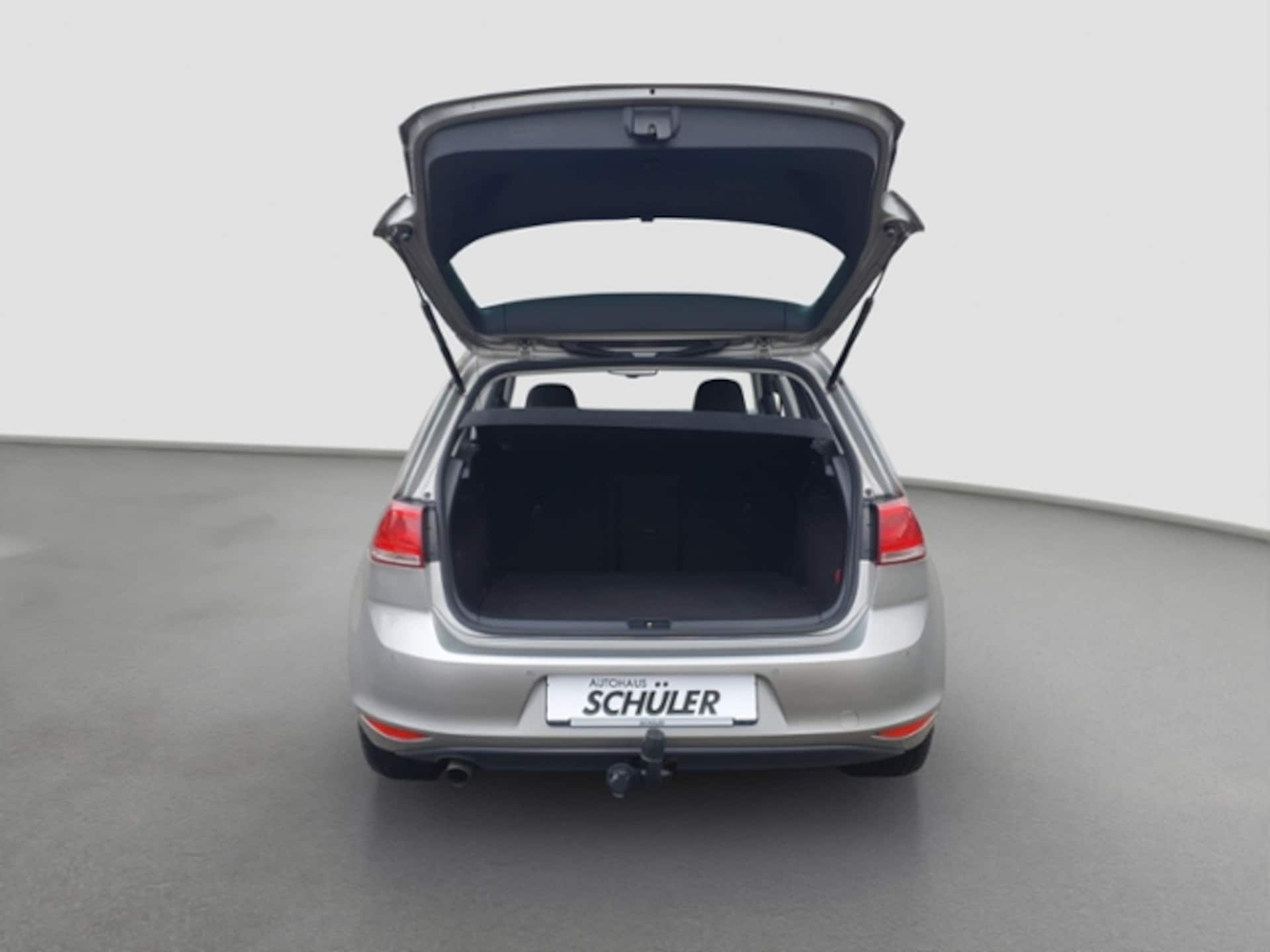 Volkswagen Golf LOUNGE