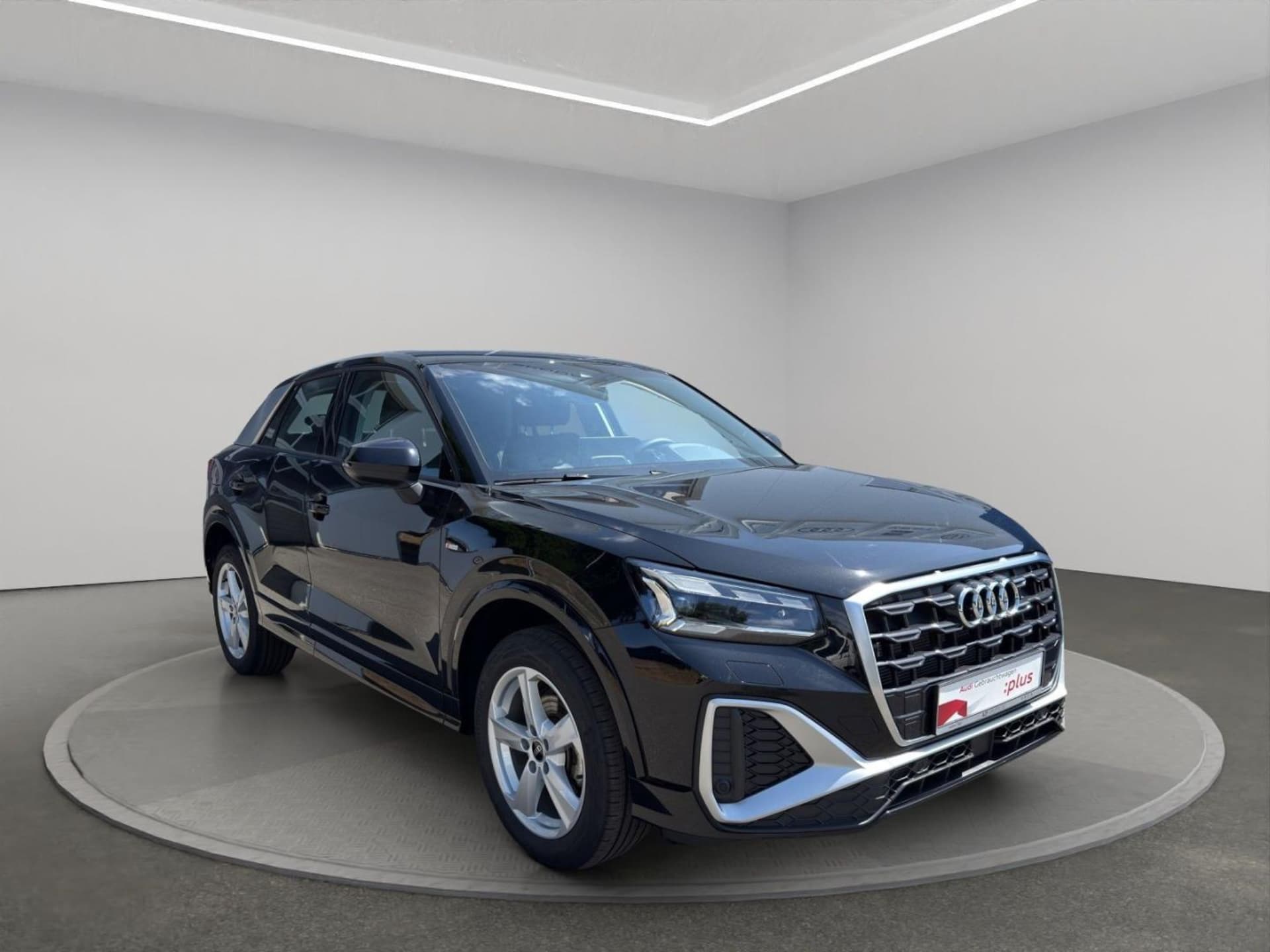 Audi Q2 S line