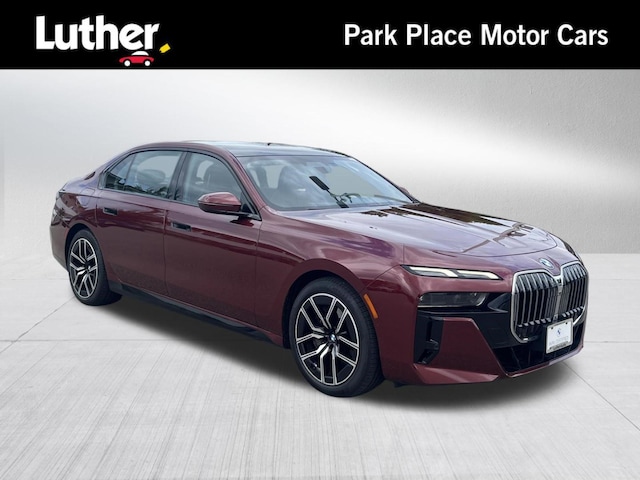 2023 BMW 760