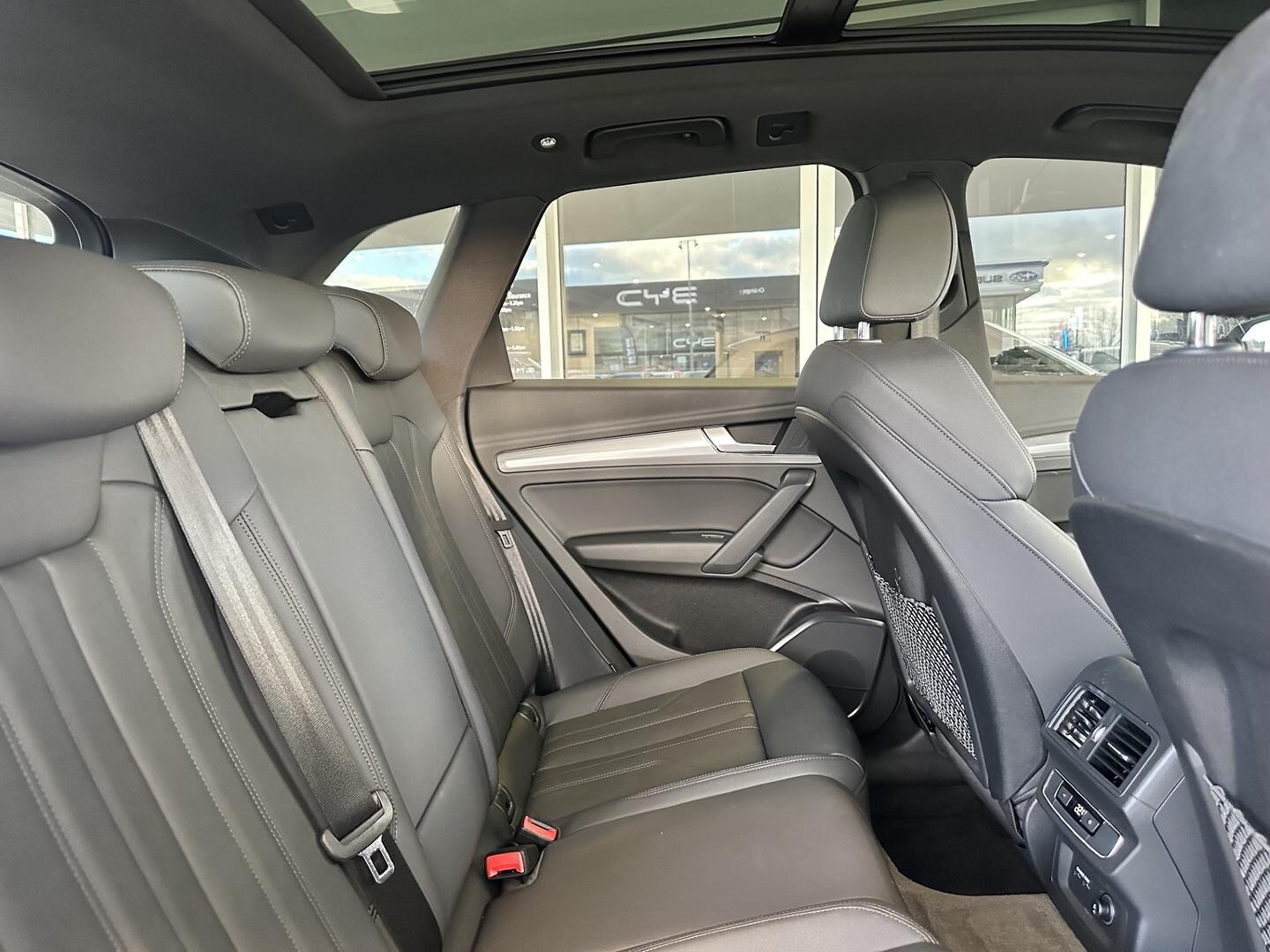Image about Audi Q5 sport 45 TFSI quattro S tronic