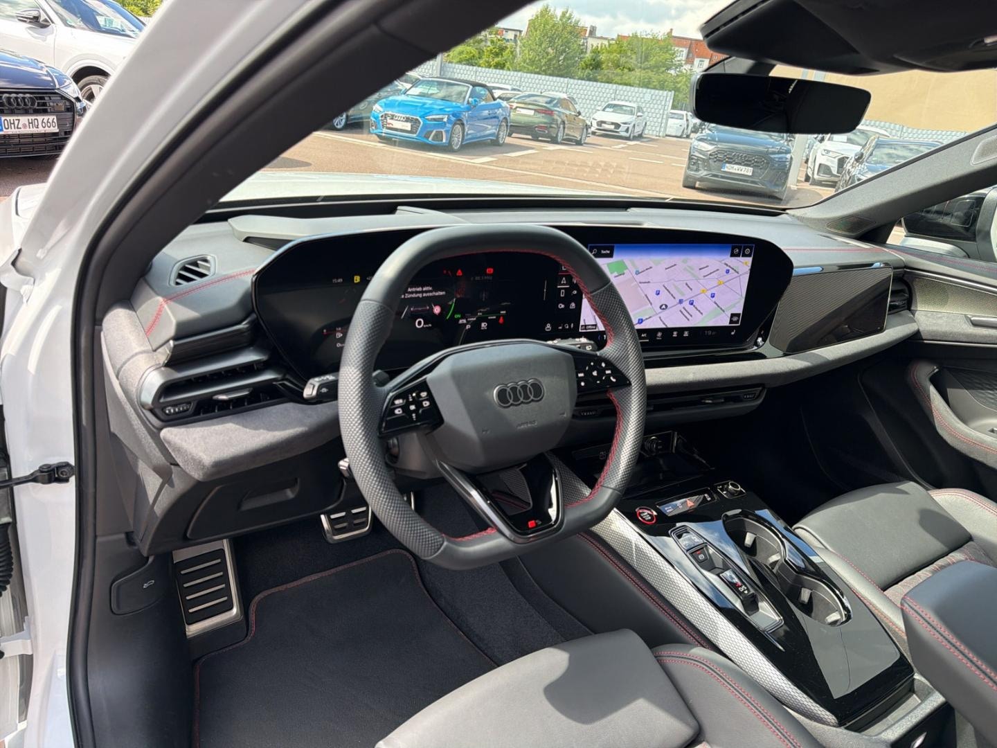 Bild über Audi A5 Avant e-hybrid e-hybrid quattro 270 kW S tronic - für weitere Informationen kontaktieren Sie den Audi Partner