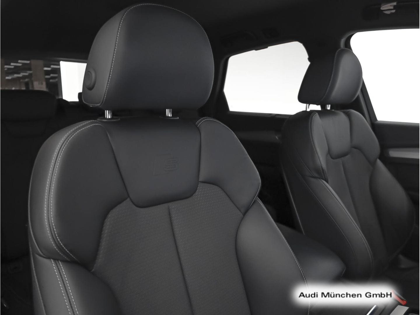 Bild über Audi Q5 45 TFSI quattro S tronic - für weitere Informationen kontaktieren Sie den Audi Partner
