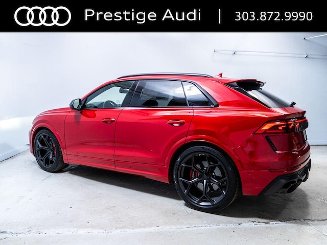 2026 Audi RS Q8 SUV performance