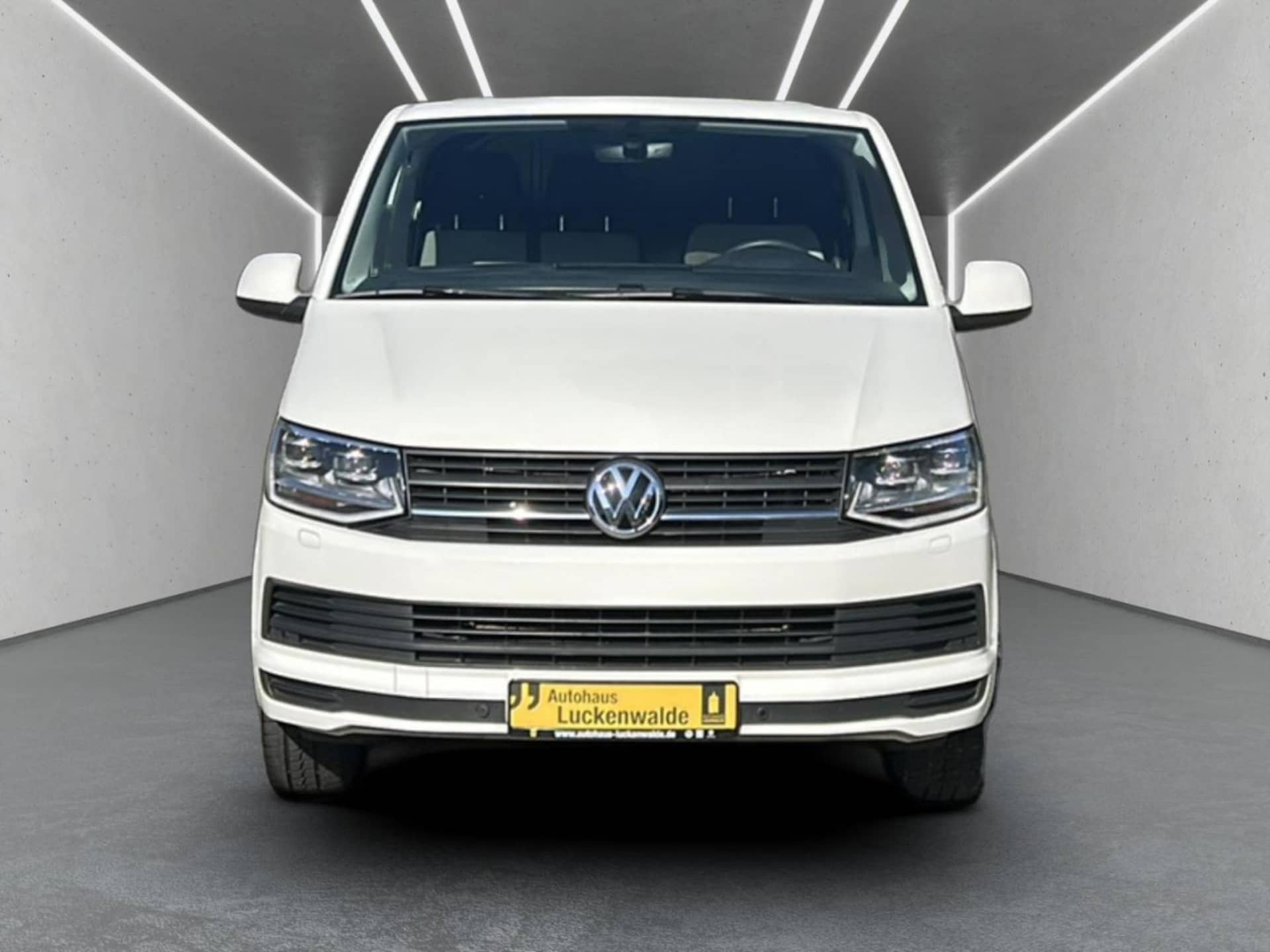 Volkswagen T6 Transporter Kasten langer Radstand