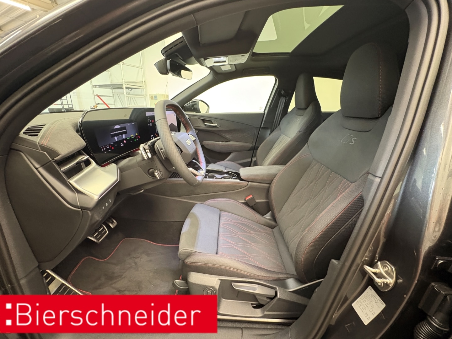 Bild über Audi Q3 Sportback e-hybrid e-hybrid 200 kW S tronic - für weitere Informationen kontaktieren Sie den Audi Partner