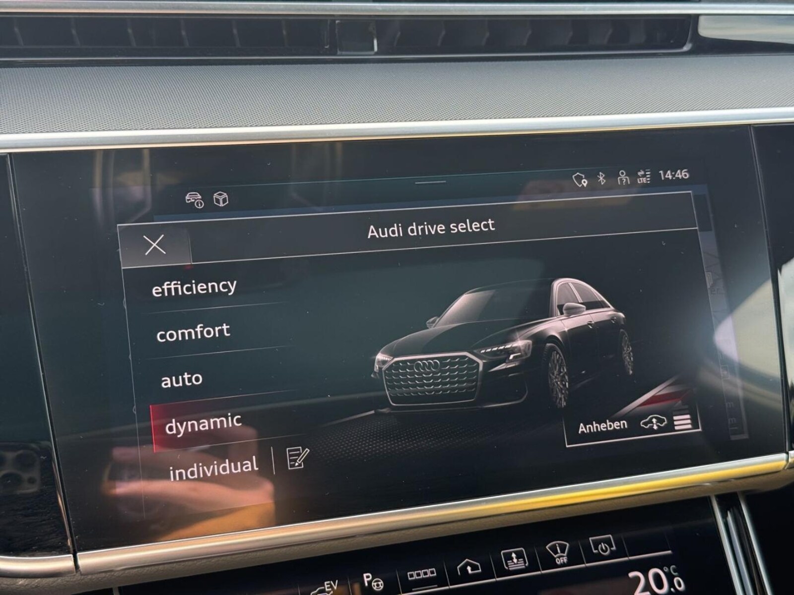 Audi A8 – Bild 19
