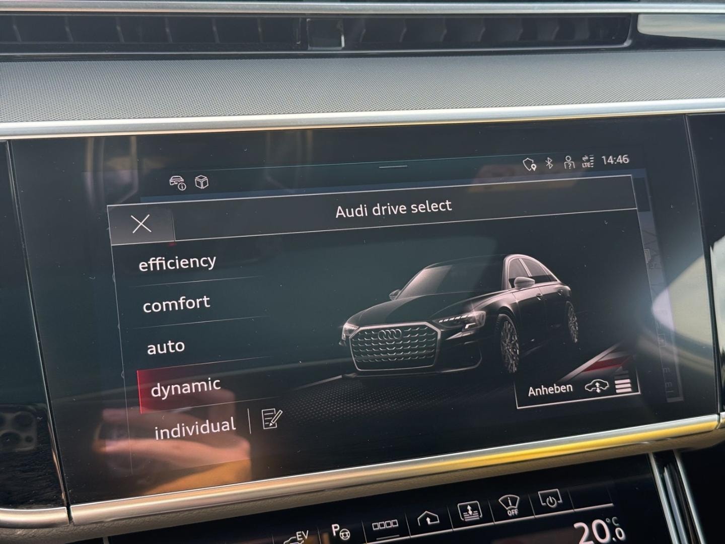 Bild über Audi A8 TFSI e 60 TFSI e quattro tiptronic - für weitere Informationen kontaktieren Sie den Audi Partner