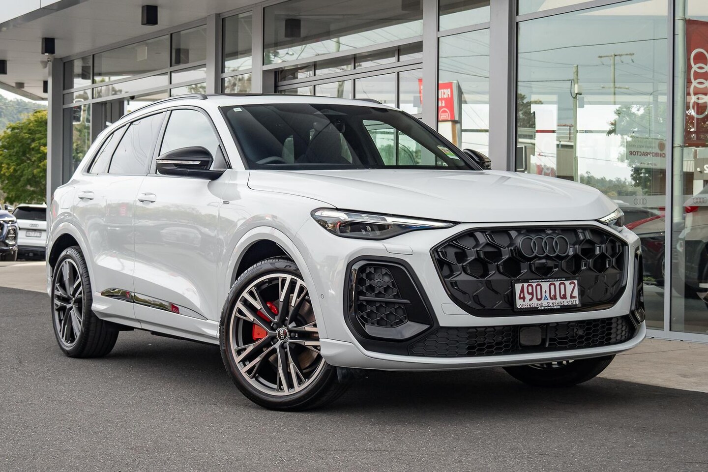 Image about Audi Q5 SUV e-hybrid quattro S tronic