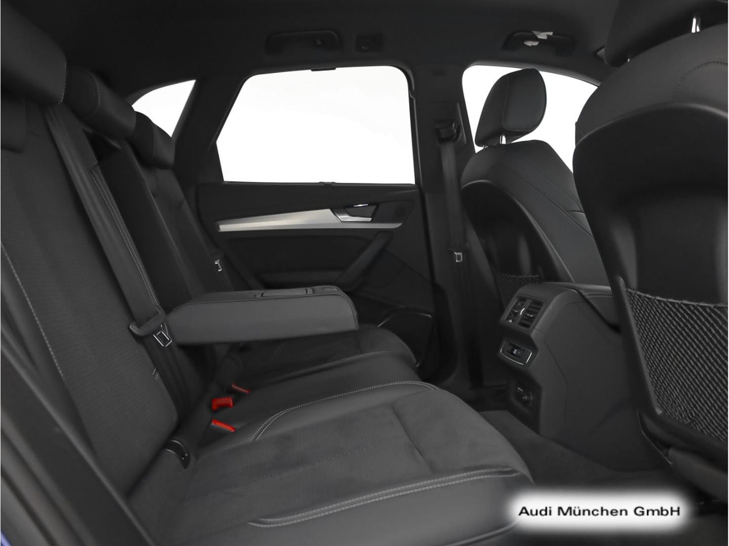 Bild über Audi Q5 45 TFSI quattro S tronic - für weitere Informationen kontaktieren Sie den Audi Partner