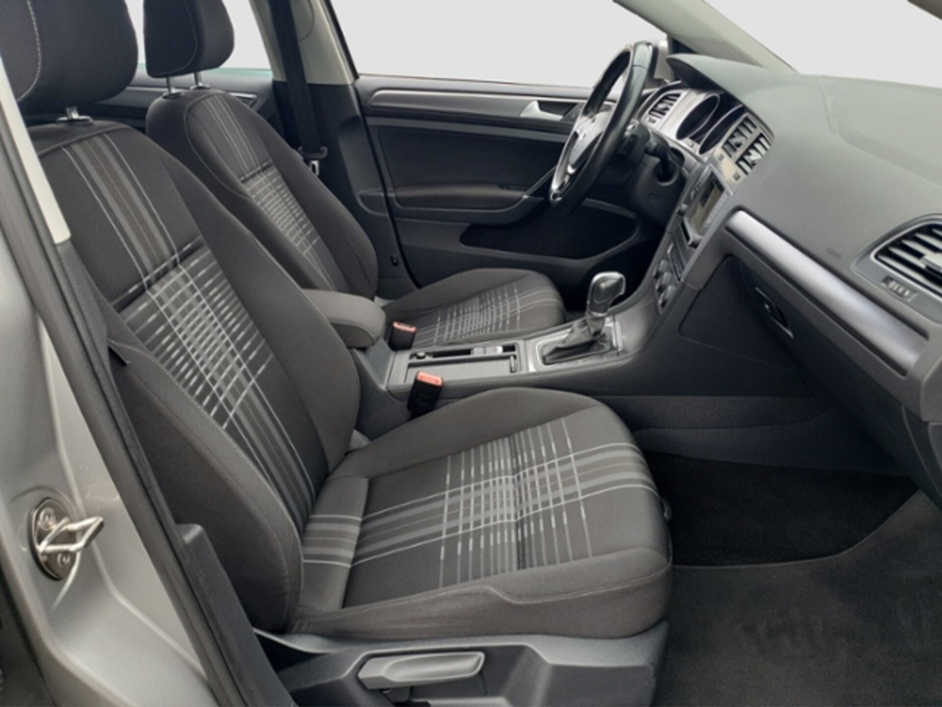 Volkswagen Golf LOUNGE