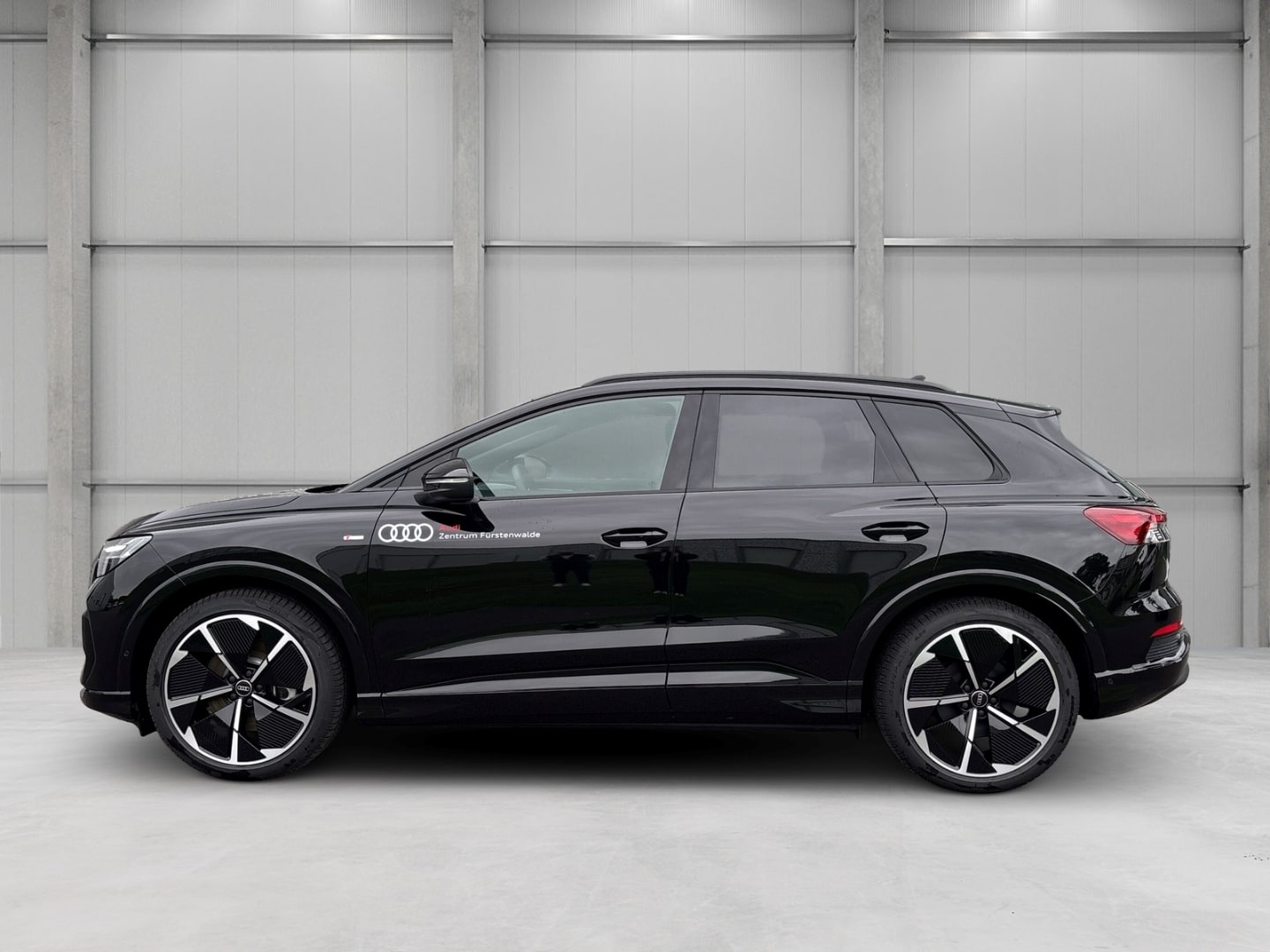 Bild über Audi Q4 e-tron 45 e-tron quattro - für weitere Informationen kontaktieren Sie den Audi Partner