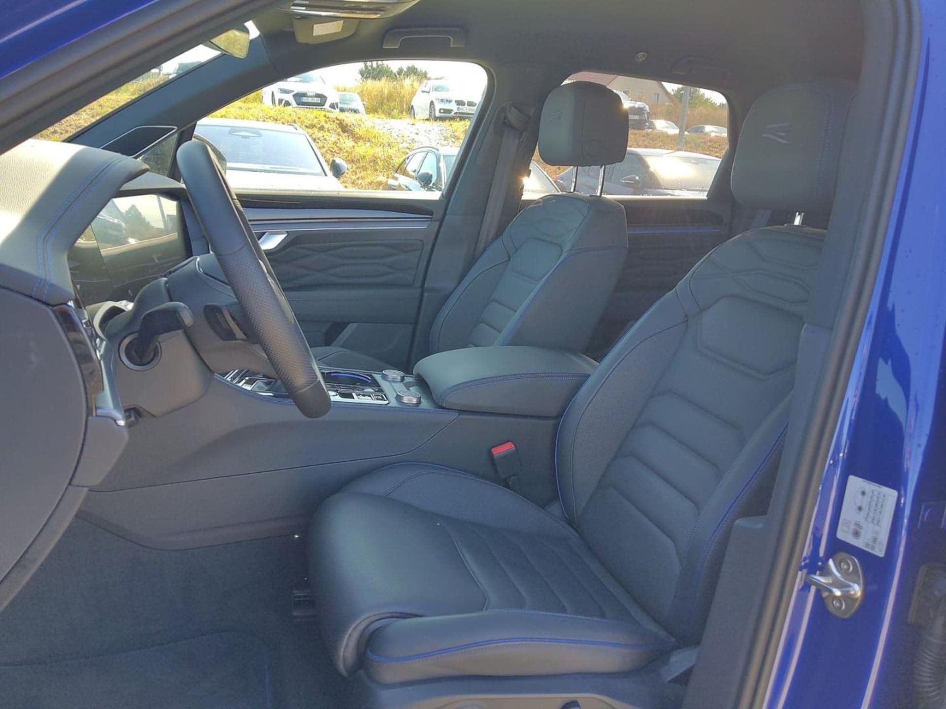 Volkswagen Touareg R