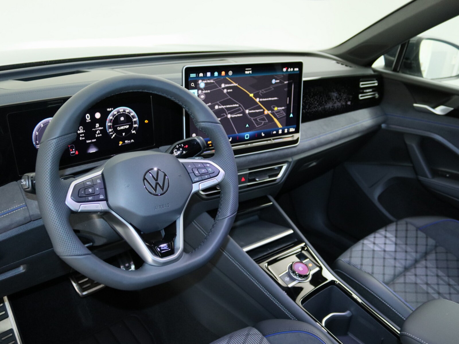 Volkswagen Tiguan – Bild 12