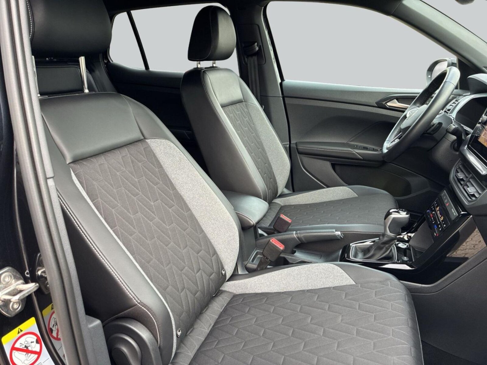 Volkswagen T-Cross – Bild 12