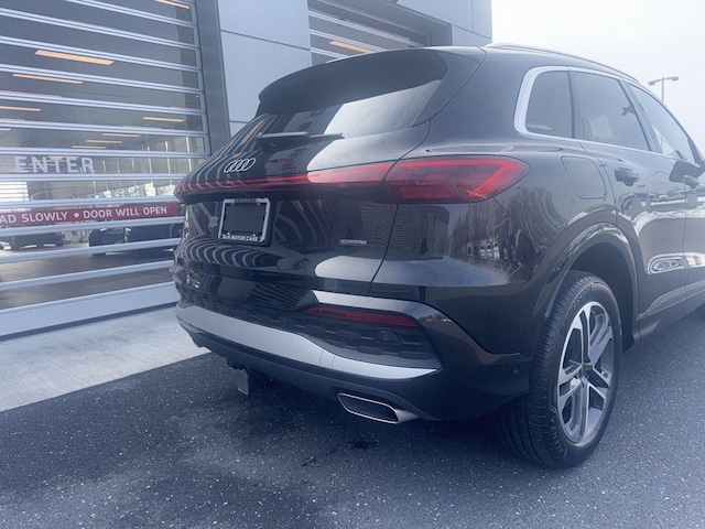 2025 Audi Q5 Premium - Photo 6