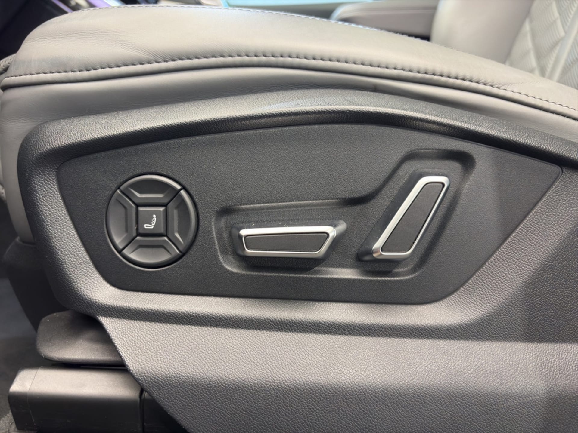 Audi Q8 SUV