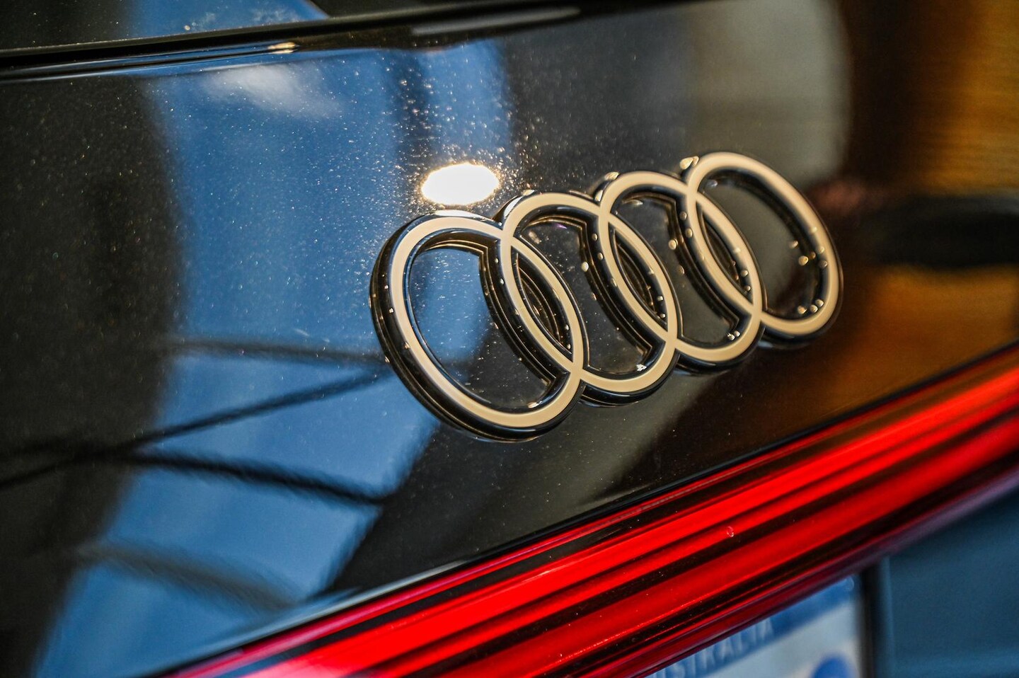 Image about Audi Q5 SUV TDI quattro 150 kW sport