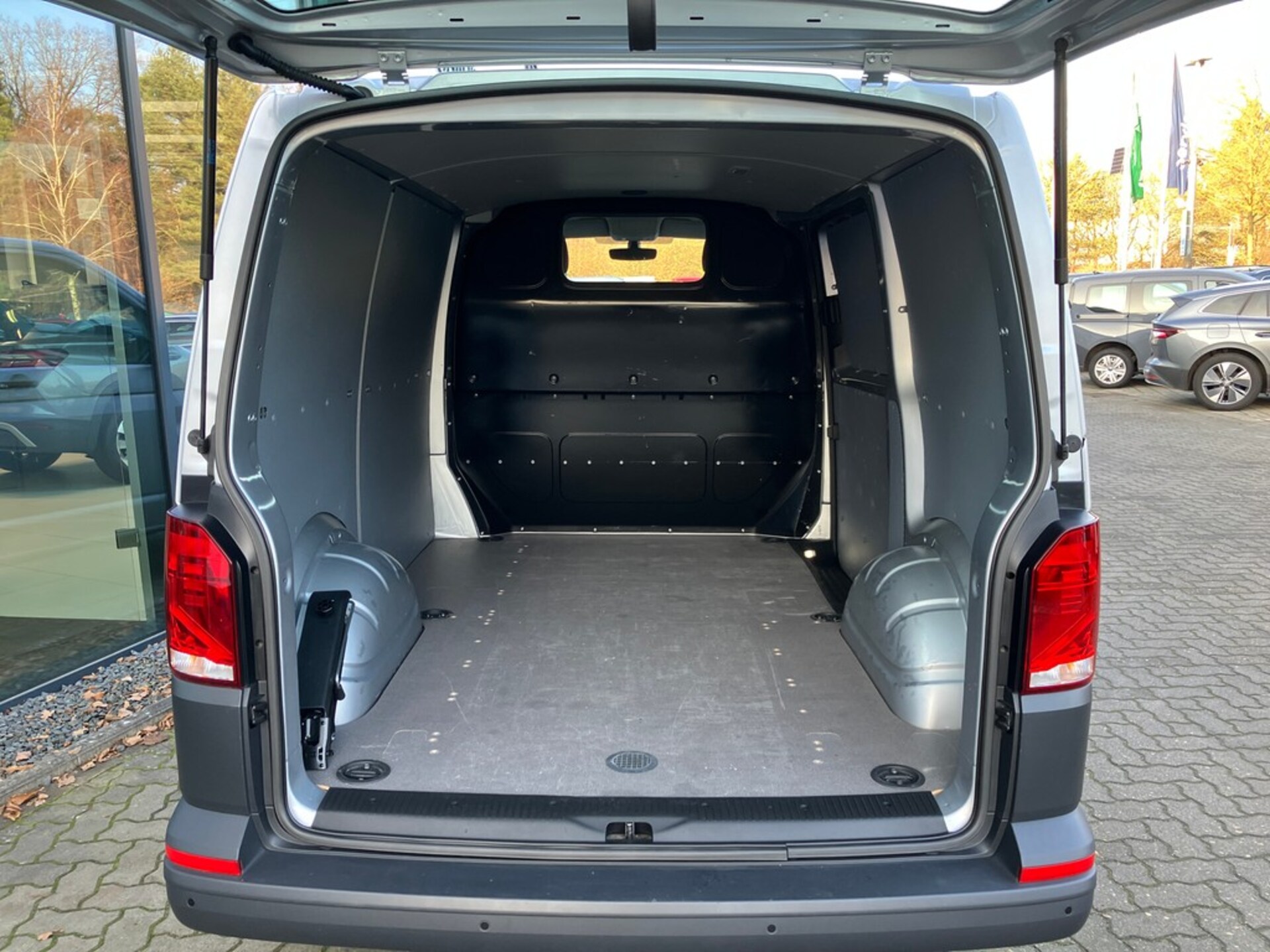 Volkswagen T6.1 Transporter Kasten kurzer Radstand