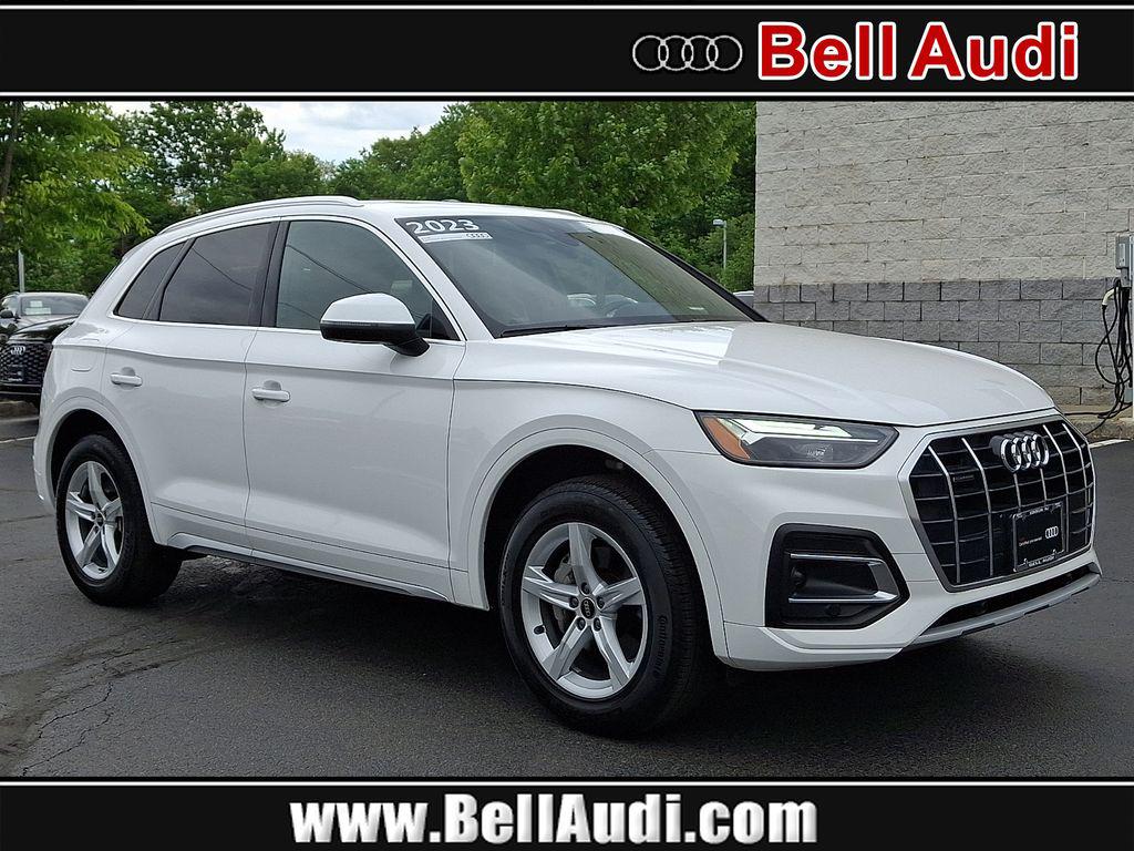 2023 Audi Q5 40 Premium's photo