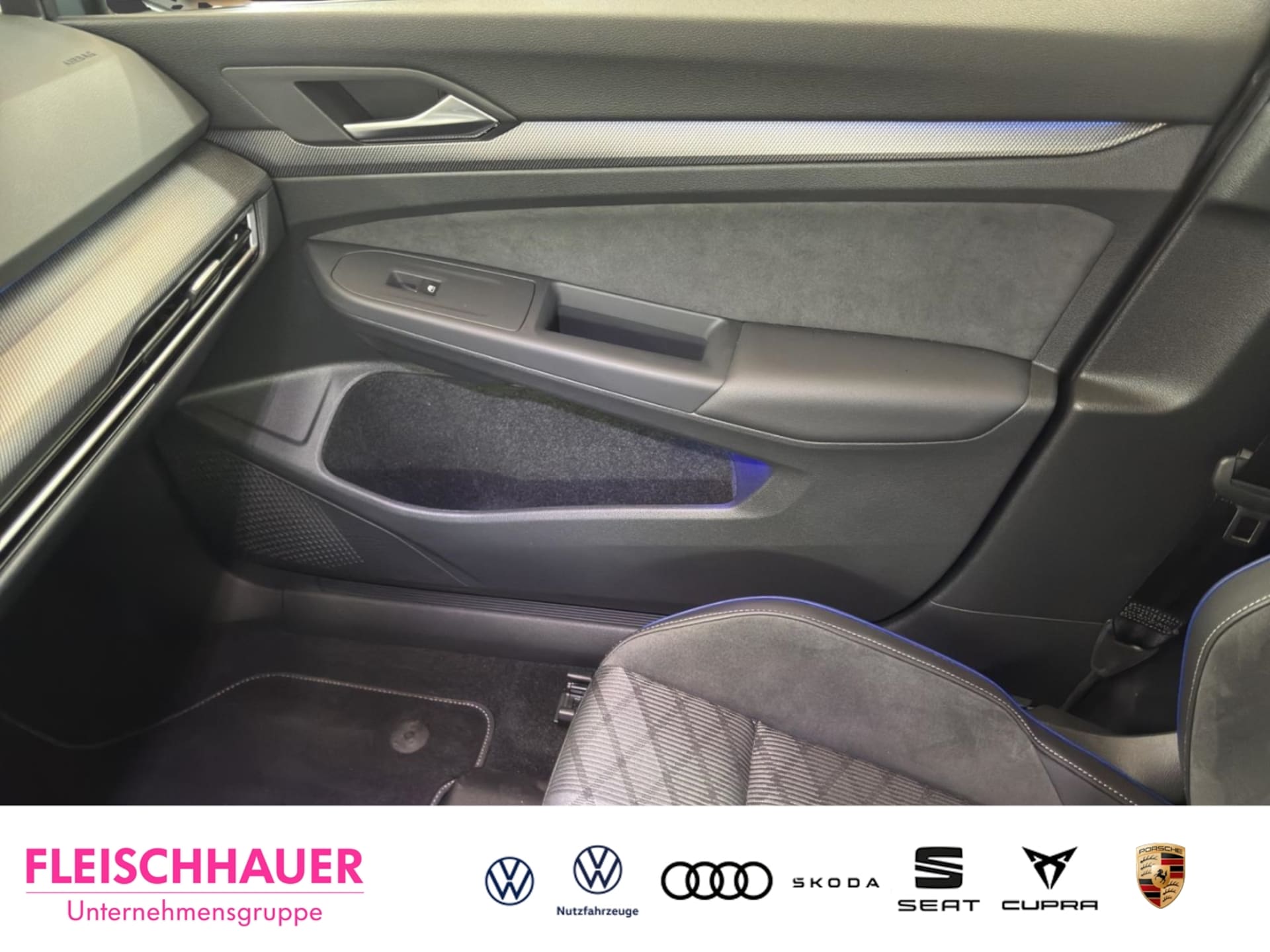 Volkswagen Golf R-Line