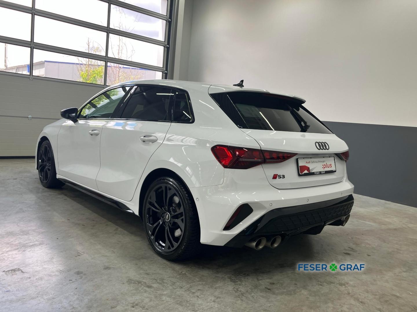 Bild über Audi S3 Sportback TFSI quattro S tronic - für weitere Informationen kontaktieren Sie den Audi Partner