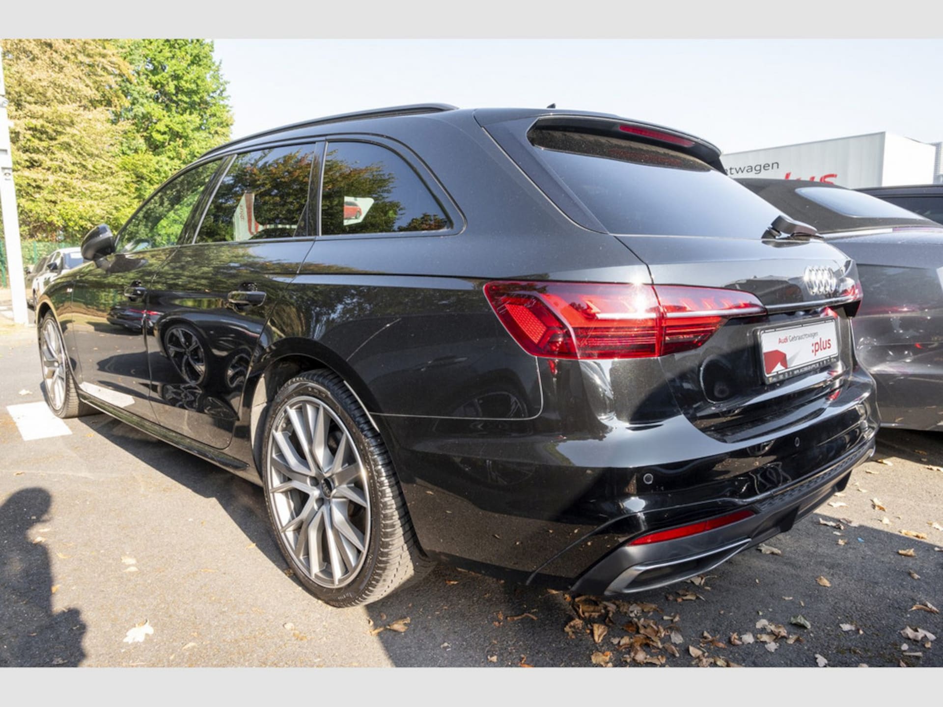 Audi A4 Avant S line