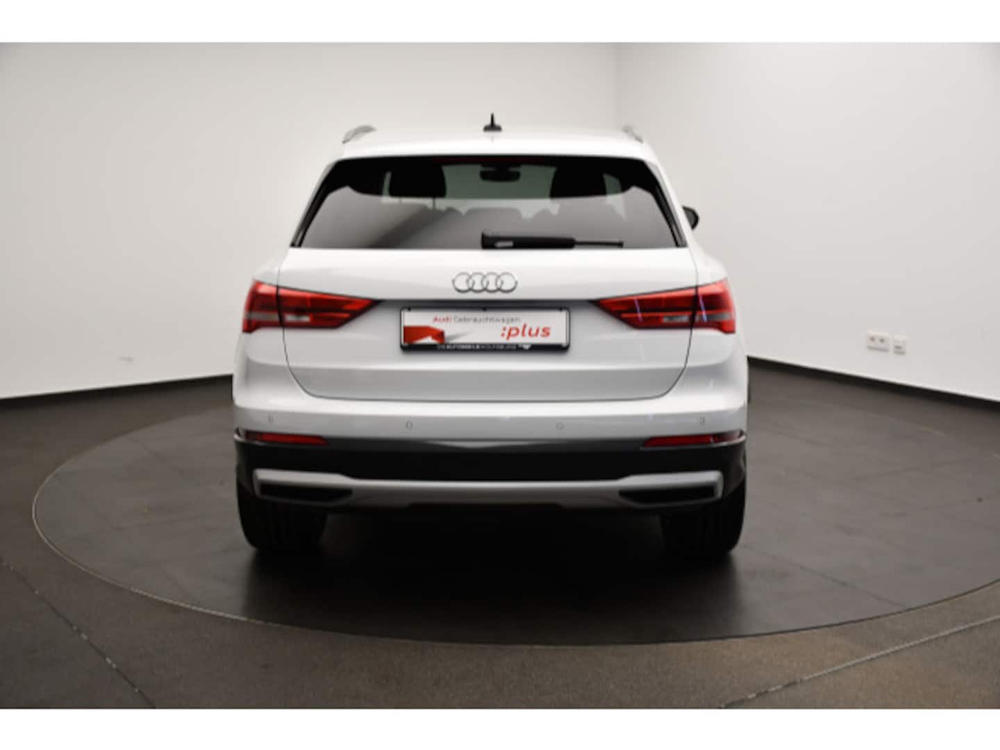 Bild über Audi Q3 TDI 110 kW S tronic - für weitere Informationen kontaktieren Sie den Audi Partner