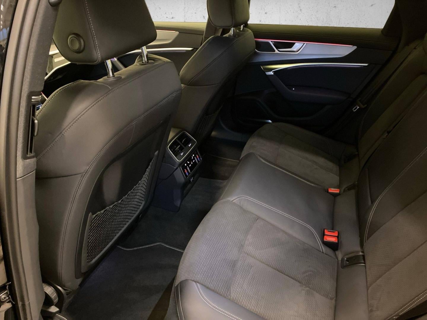 Bild über Audi A6 Avant S line 40 TDI quattro S tronic - für weitere Informationen kontaktieren Sie den Audi Partner