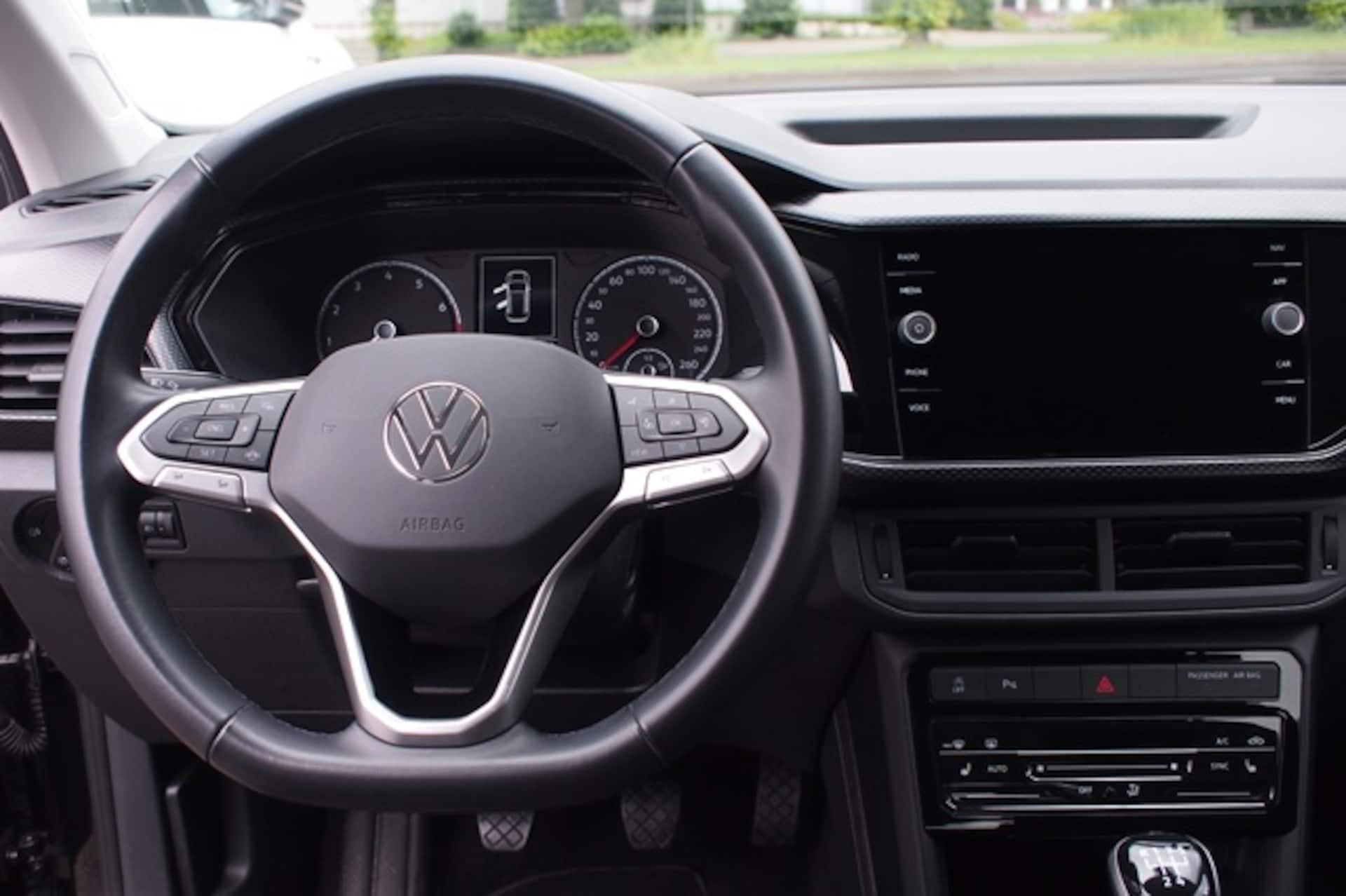 Volkswagen T-Cross Life