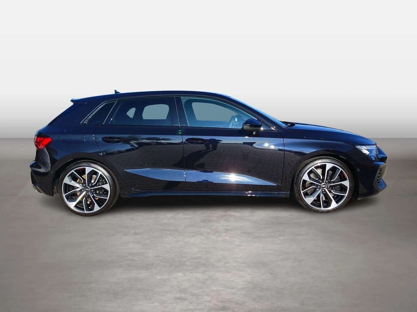 Bild über Audi S3 Sportback TFSI quattro S tronic - für weitere Informationen kontaktieren Sie den Audi Partner