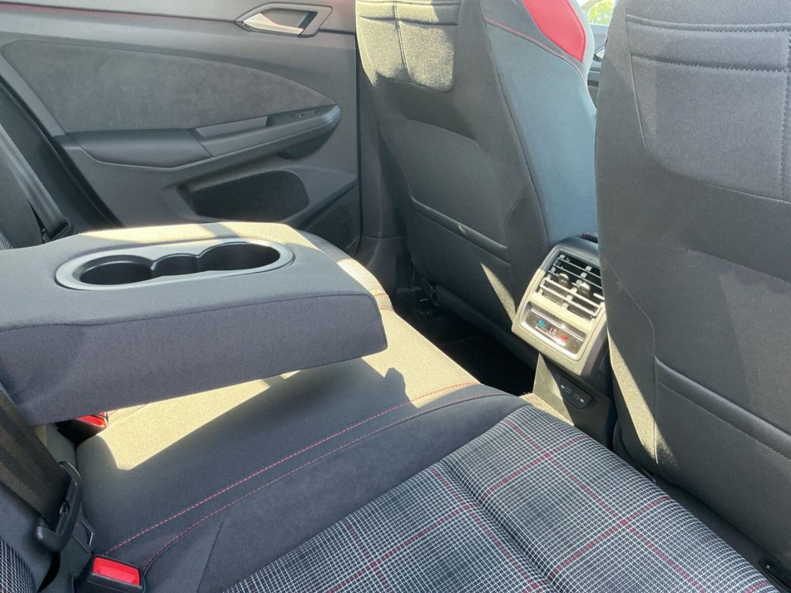 Volkswagen Golf – Bild 17
