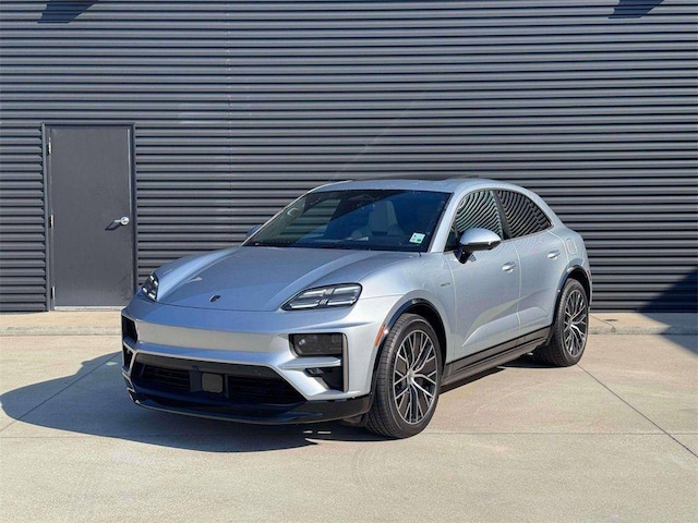 2025 Porsche Macan Electric