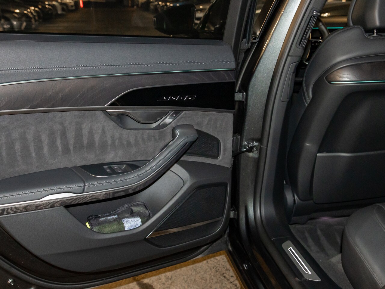 Image about Audi A8 TFSI e 60 TFSI e quattro tiptronic