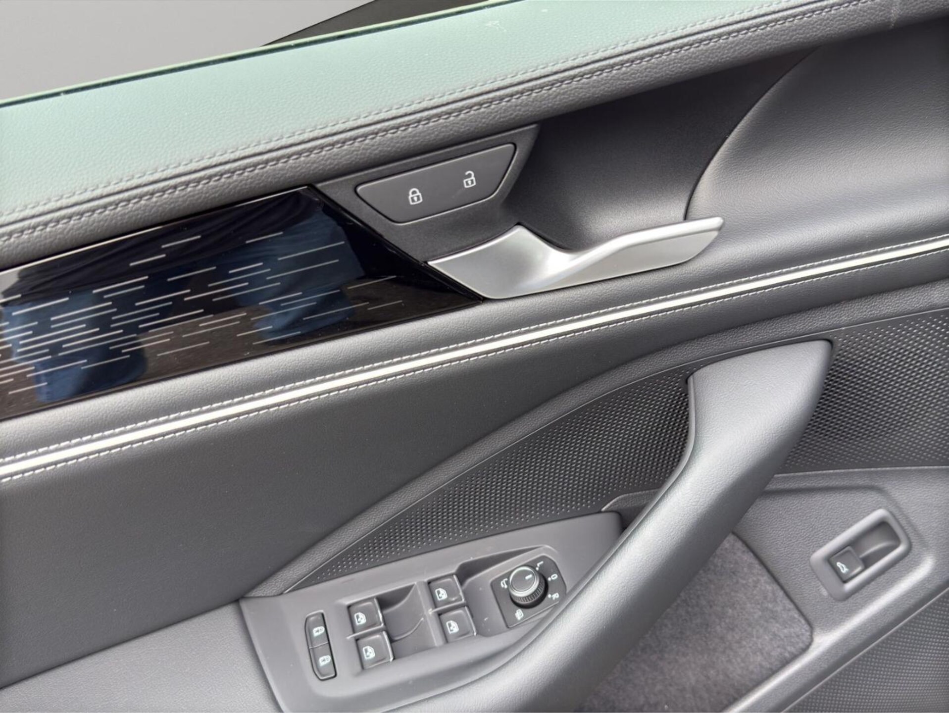 Volkswagen Passat Elegance