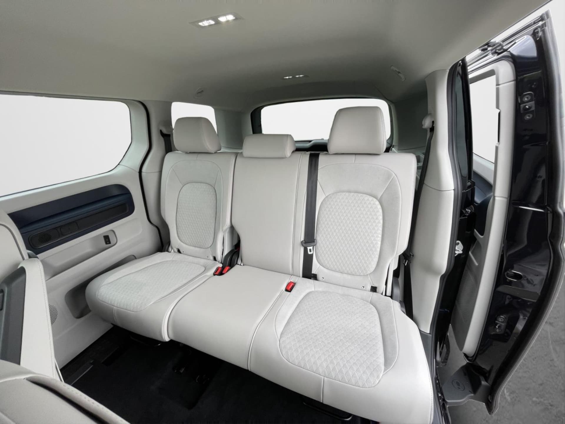 Volkswagen ID. Buzz Pro