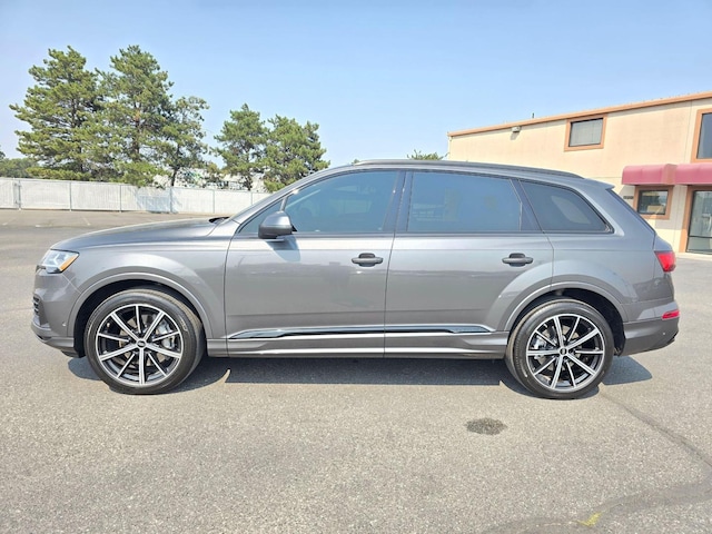 2022 Audi Q7