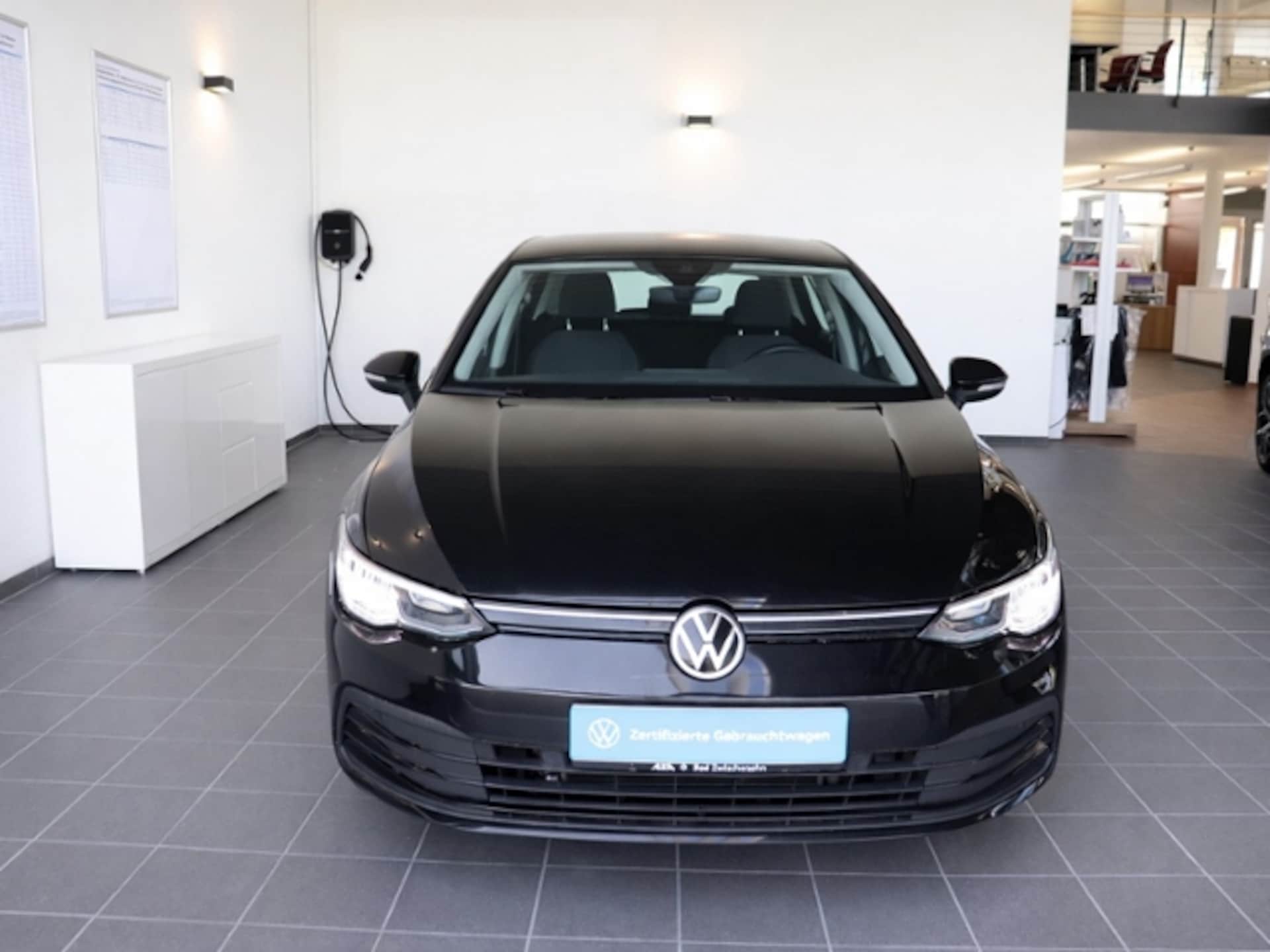 Volkswagen Golf Life