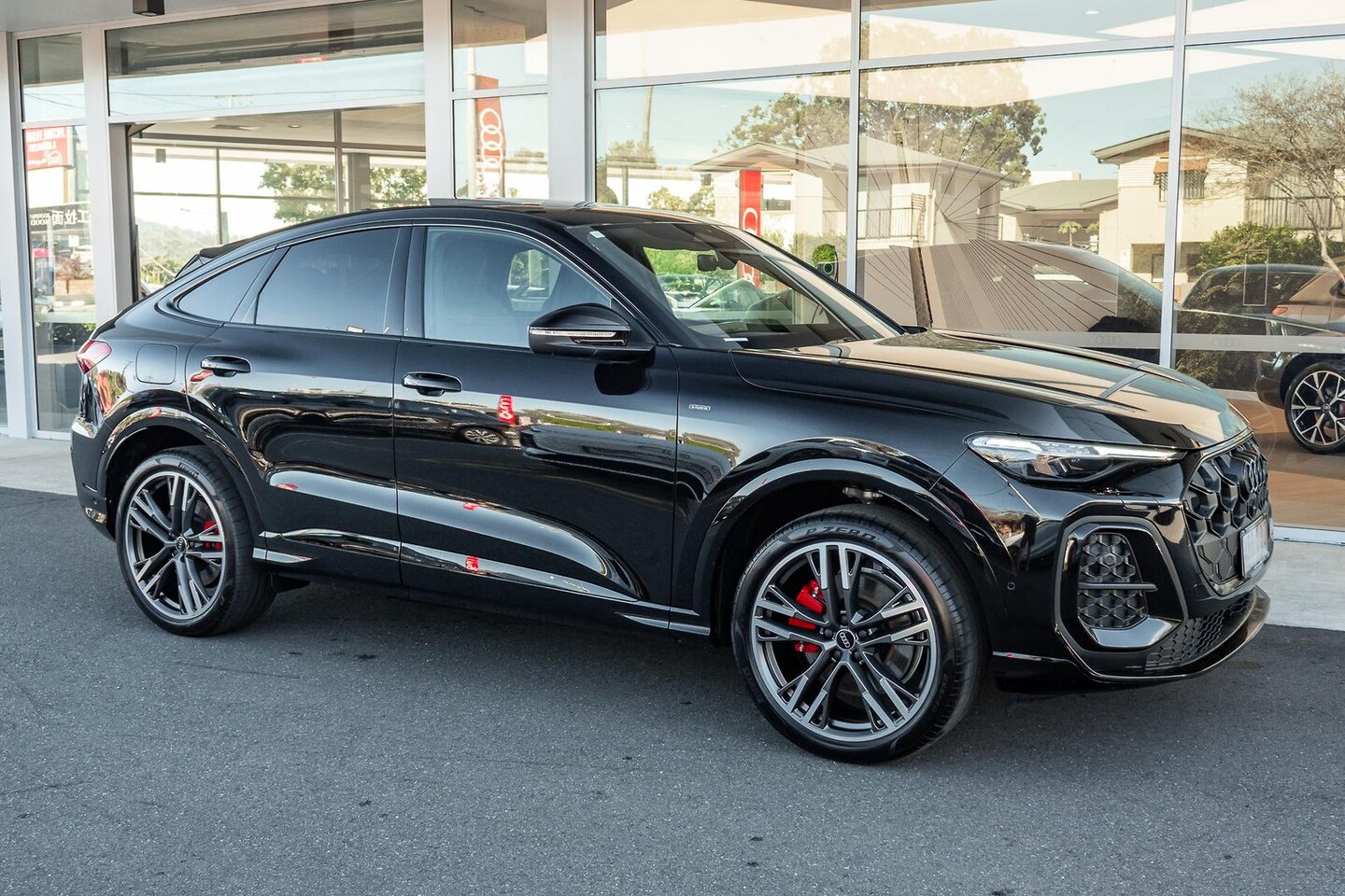 Image about Audi Q5 Sportback e-hybrid quattro S tronic