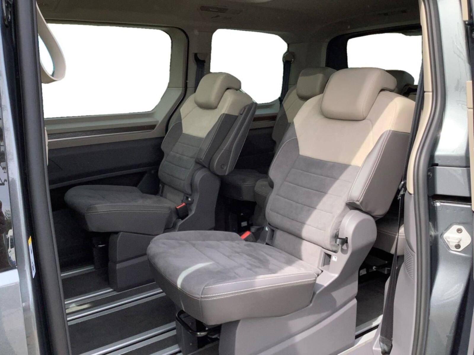 Volkswagen Multivan – Bild 9
