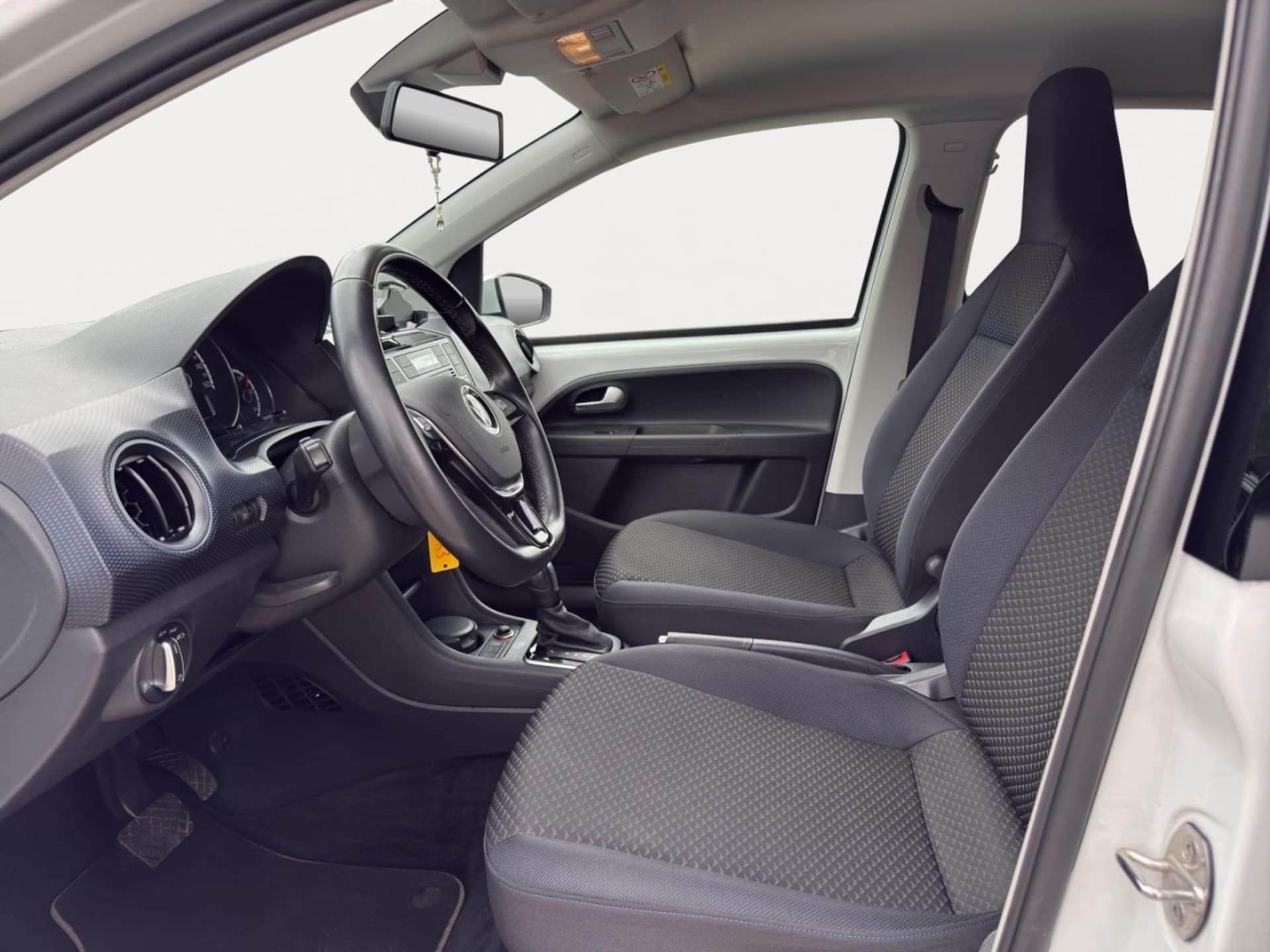Volkswagen e-up! UNITED